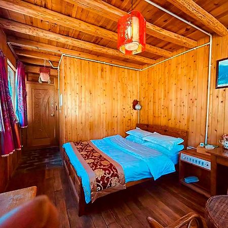Tiger Leaping Gorge Sean'S Spring Guesthouse Shangri-La Exterior foto