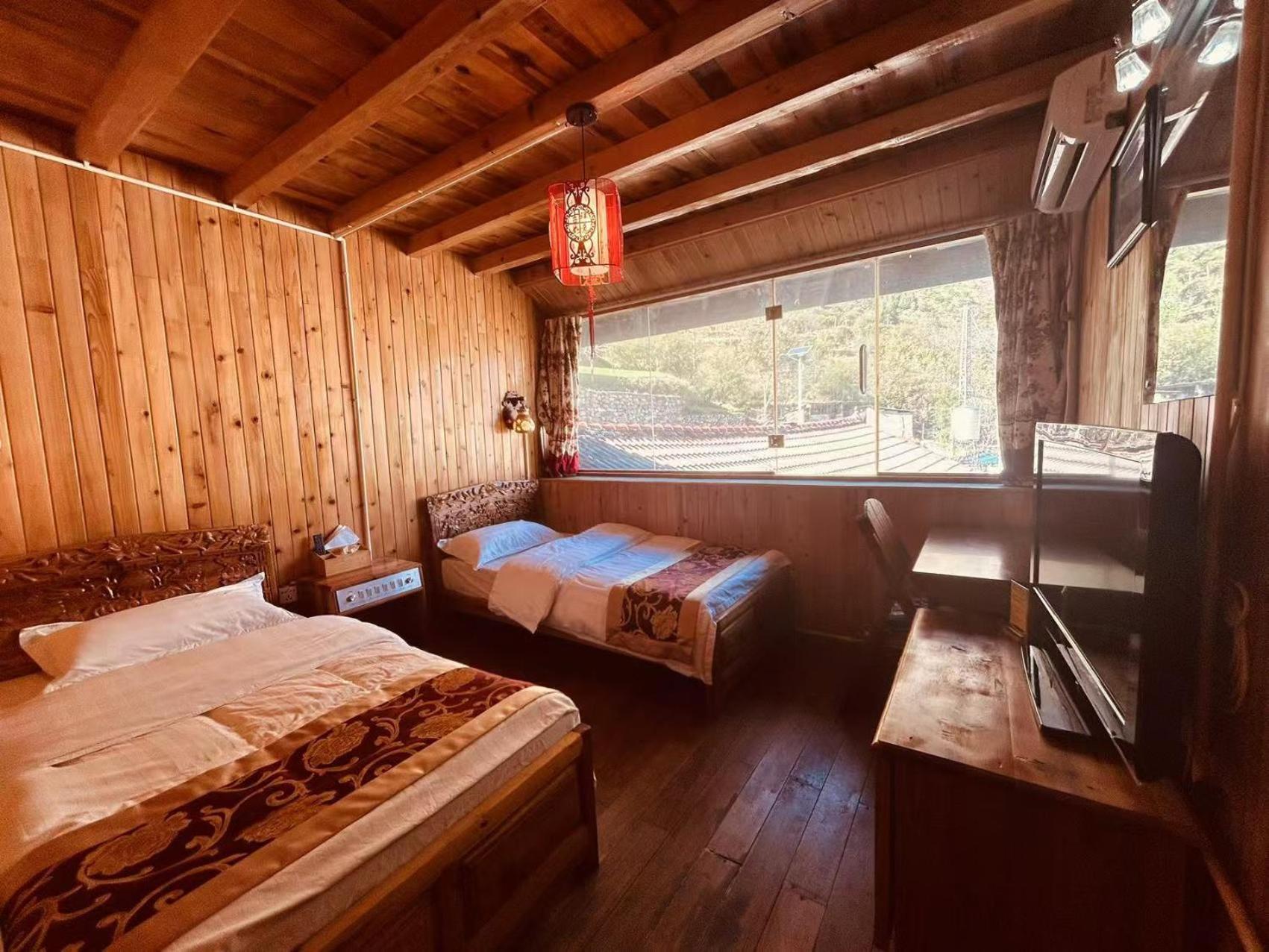 Tiger Leaping Gorge Sean'S Spring Guesthouse Shangri-La Exterior foto